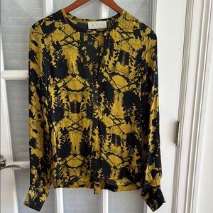 A.L.C. Black and Gold Patterned Blouse XS 100% Washed Silk